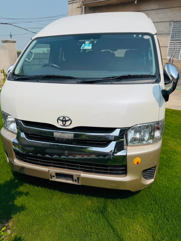 Rent Toyota Hiace Cabin 2020 in Mian plaza, near MCB Bank Civic Centre Block D 2 Phase 1 Johar Town, Lahore, Punjab - CAR.LO PK