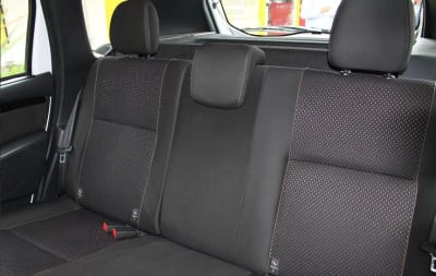 Sillas traseras de la camioneta privada