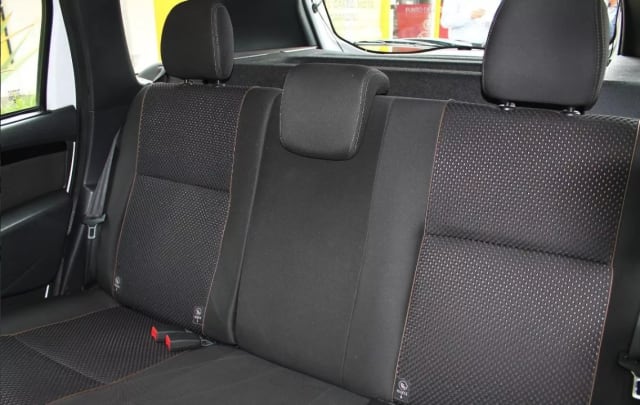 Sillas traseras de la camioneta privada