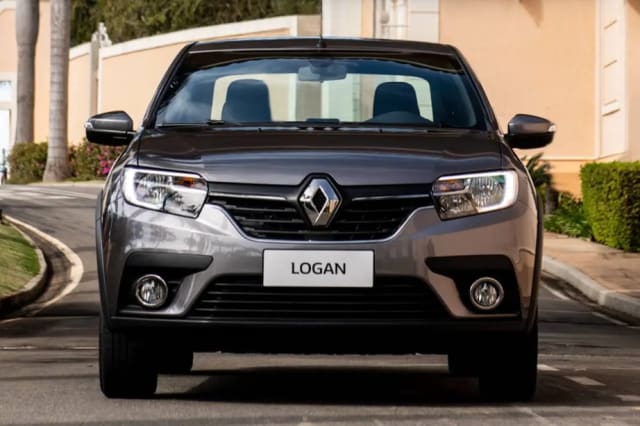 Front of the Renault Logan taxi