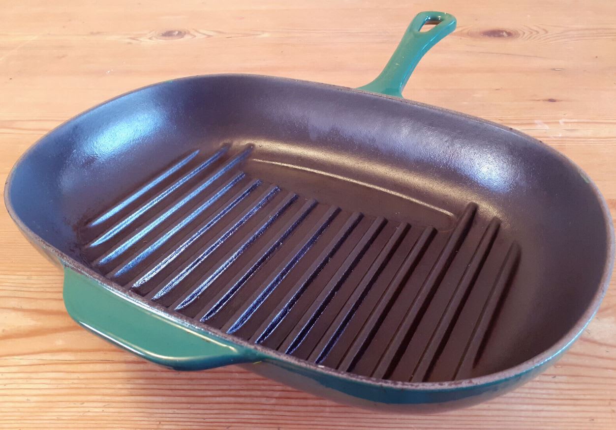 Cast iron steak griddle pan