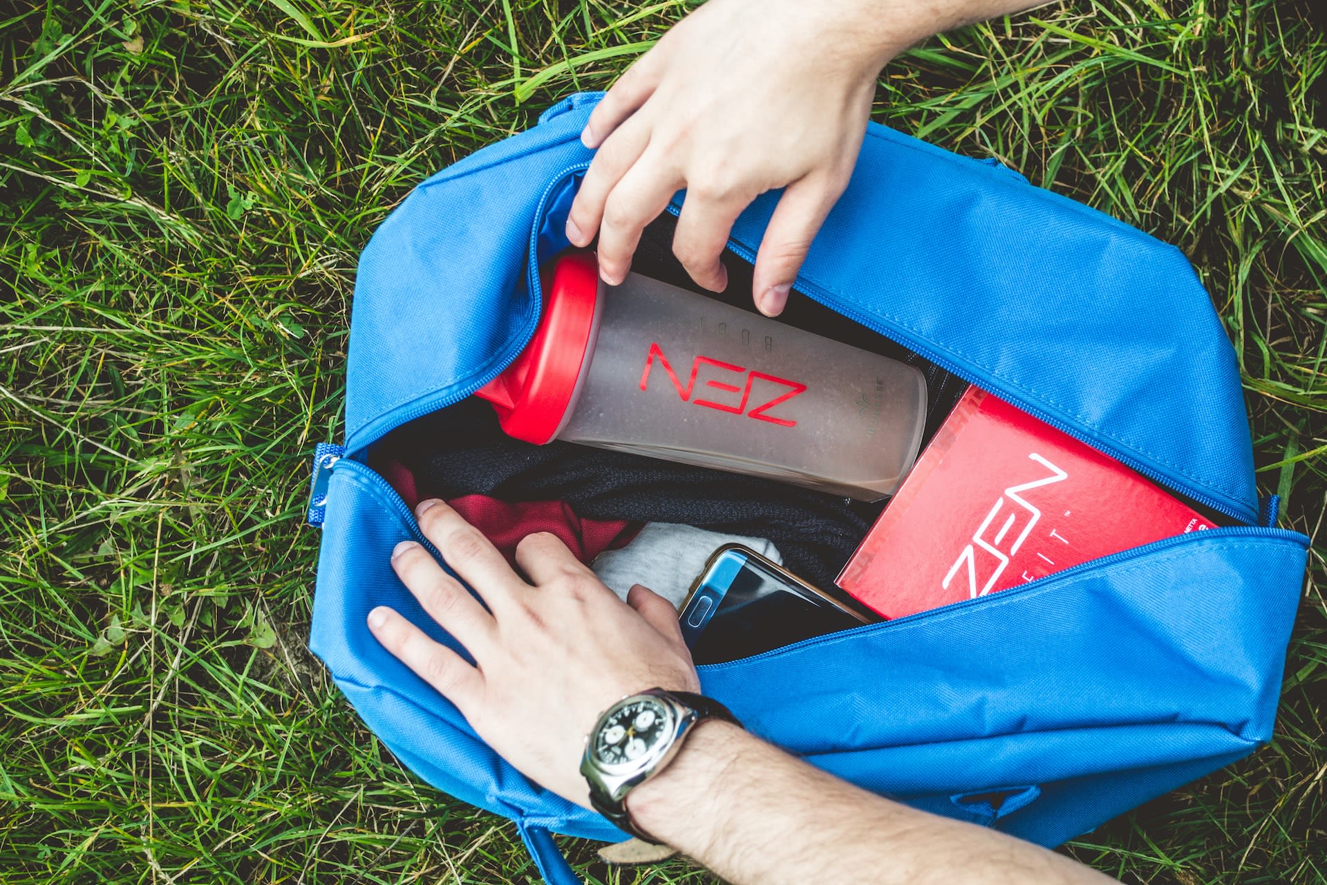 Second-hand blue gym bag