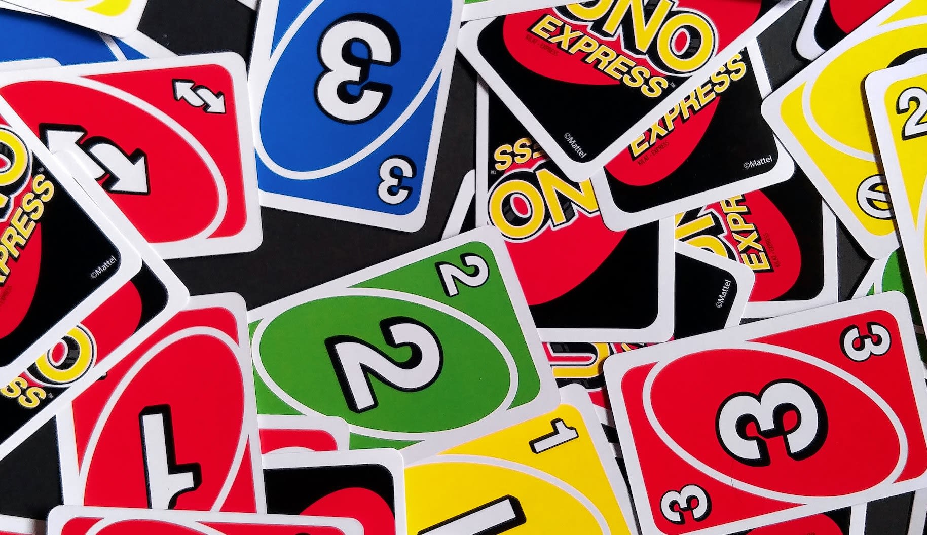 Scattered uno cards