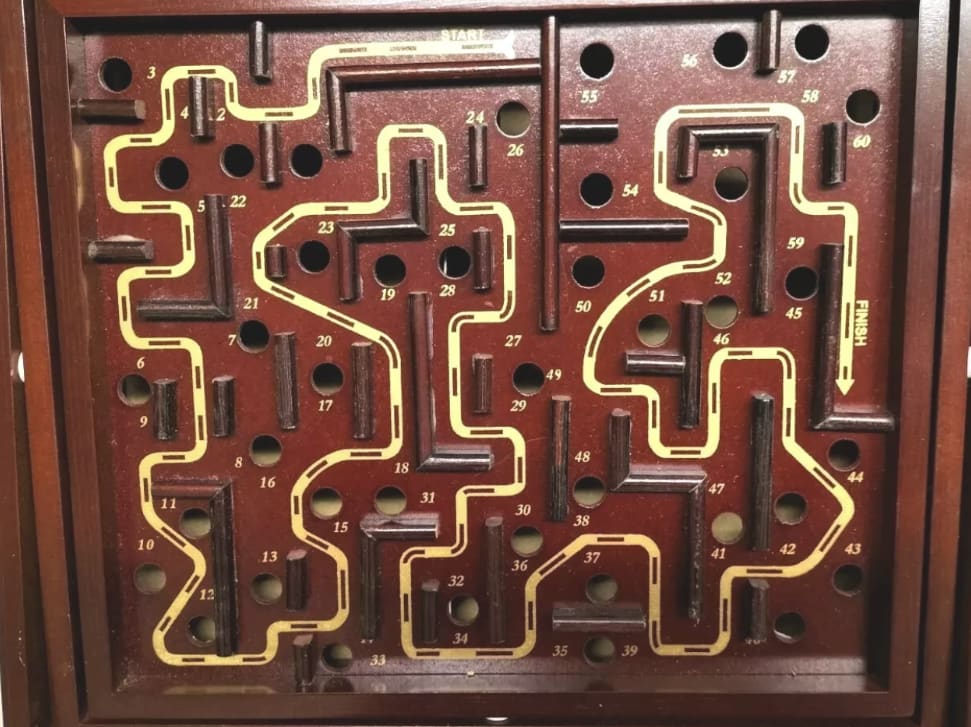Second hand marble game