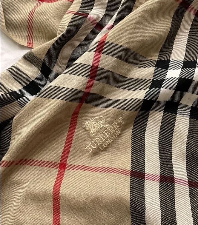 Close up of Burberry scarf