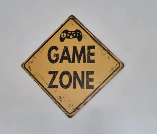 Yellow gaming sign