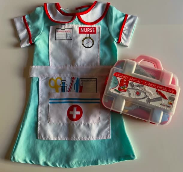 girls second-hand doctor dressup christmas gift kit set