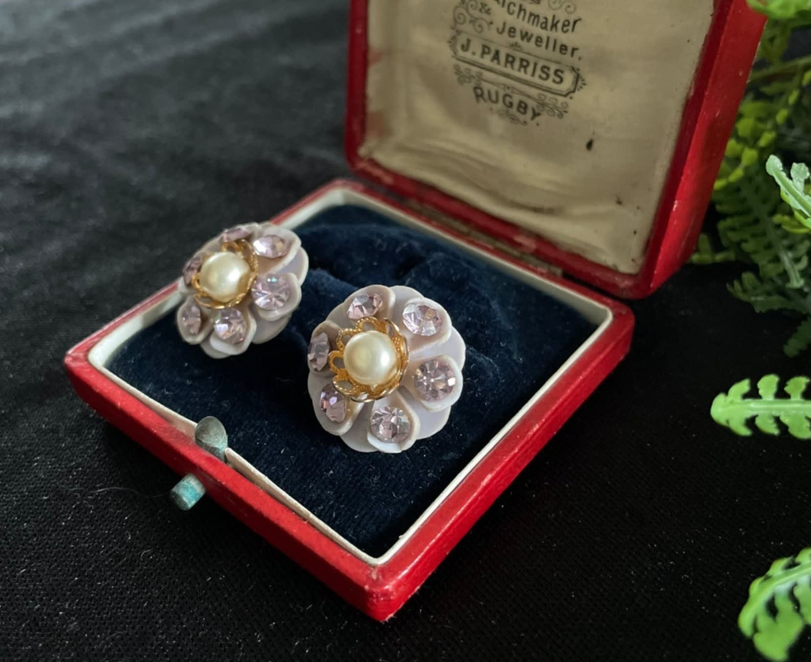Vintage flower studs