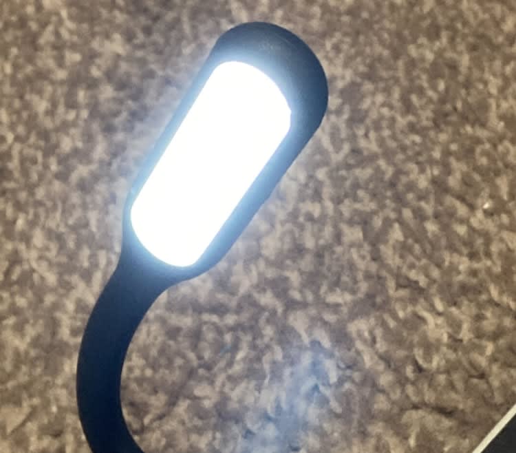 Small second-hand clip-on reading light