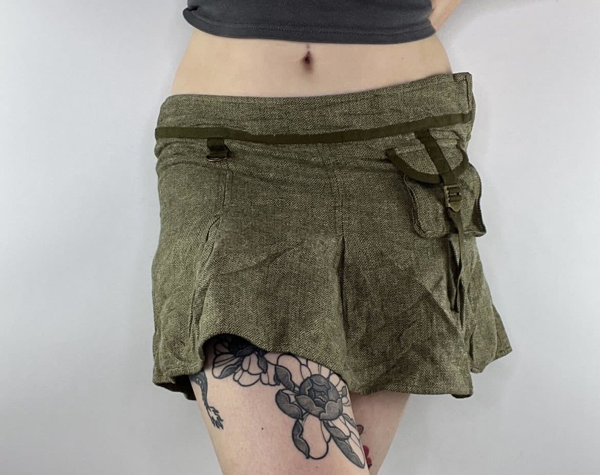 Vintage y2k handkerchief hem khaki mini skirt