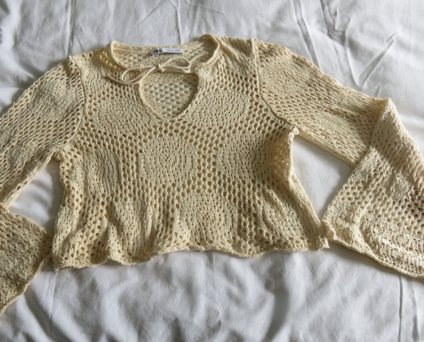 Second-hand crochet long sleeve top