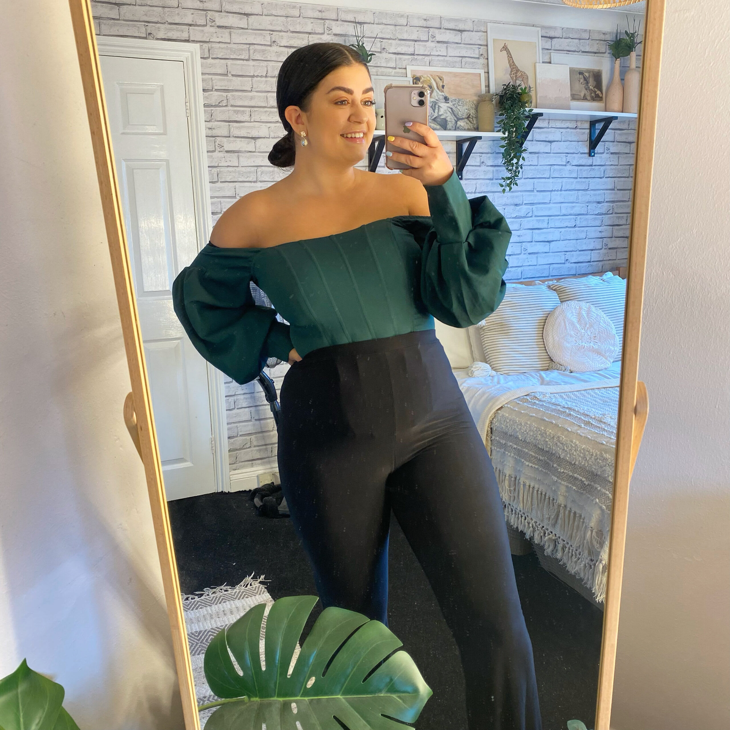 Amy Lorenz wearing Dinner Date