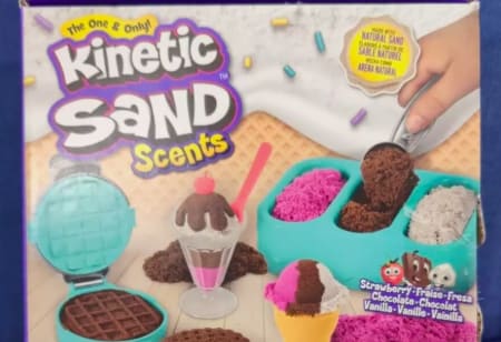 Second-hand kinetic sand kit - great gift for kids