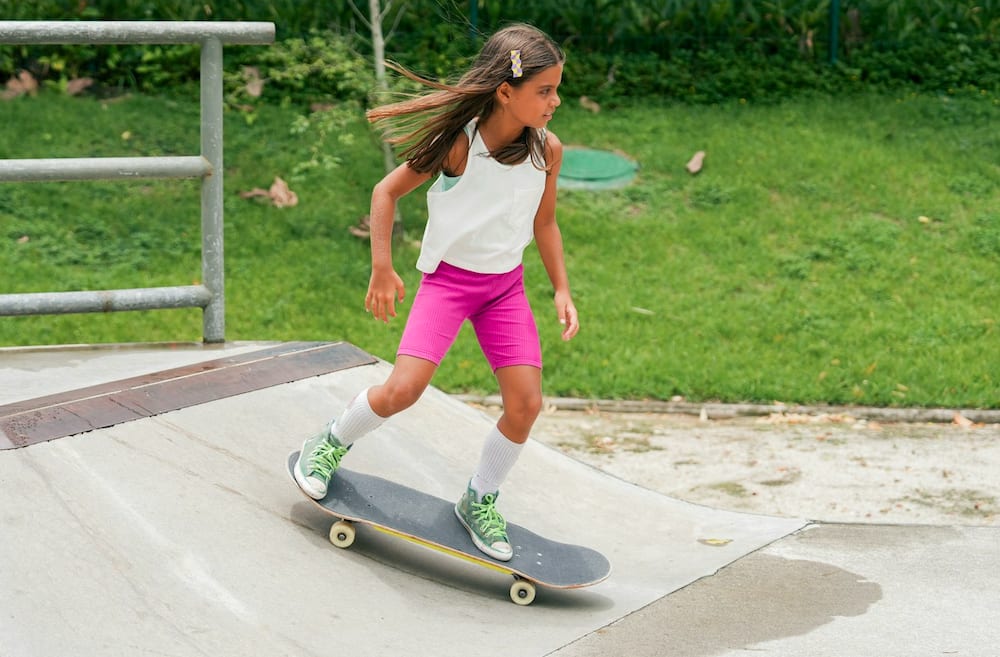 second hand skateboard