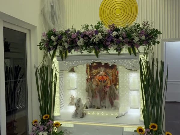 Home Mandir Living Room — DECORETTE Project