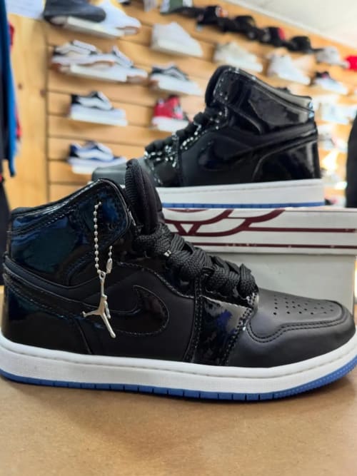 NIKE 1 JORDAN MID BLACK