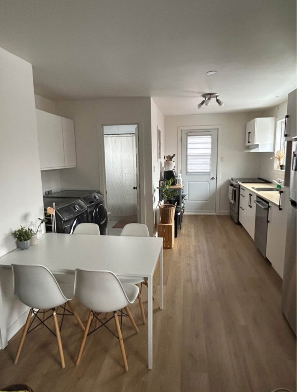2-861 Rue Jean-Béliveau — photo 2