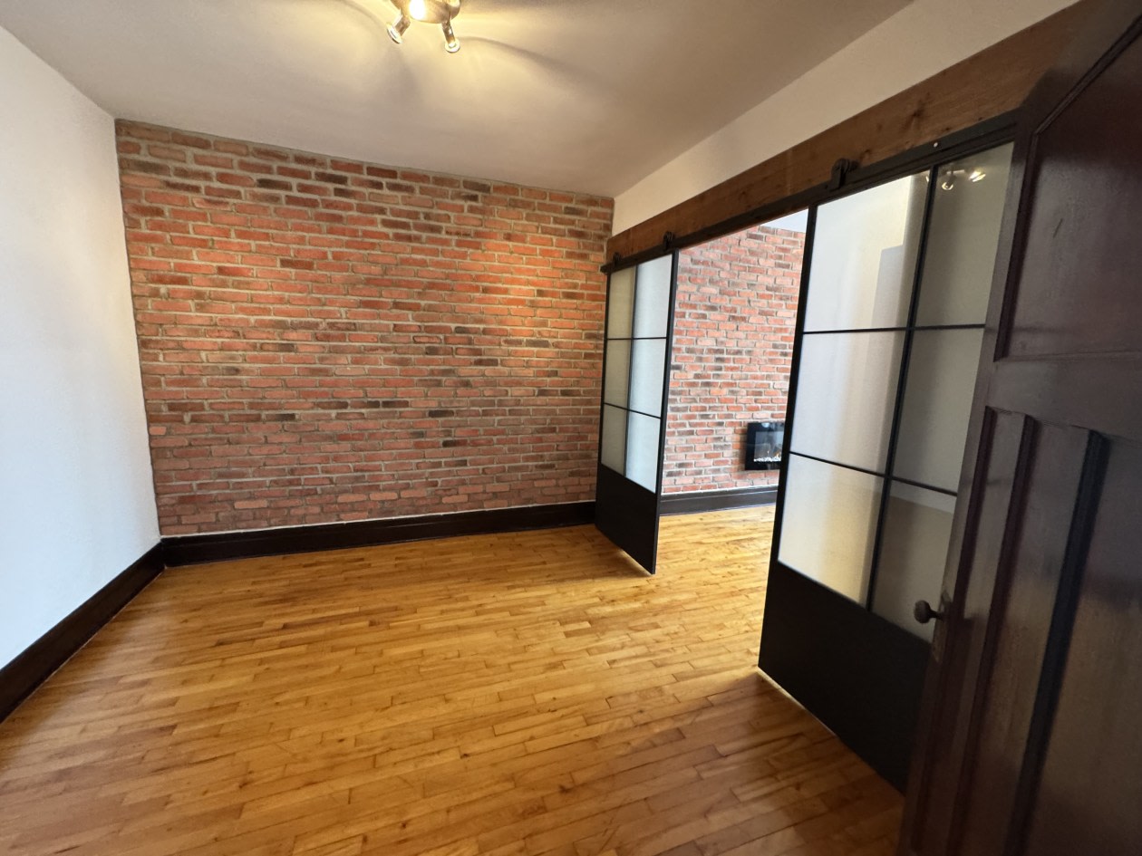 Photo 2 — 561 Rue Nicolet, Montréal