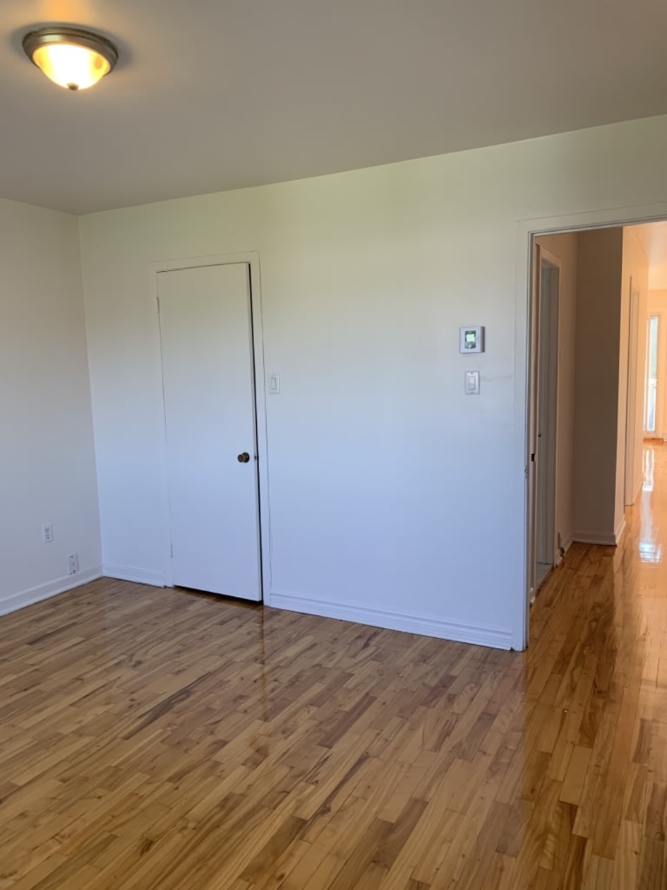 Photo 11 — 4365 Rue De Roquebrune, Saint-Leonard, H1R 1K5, Saint-Leonard