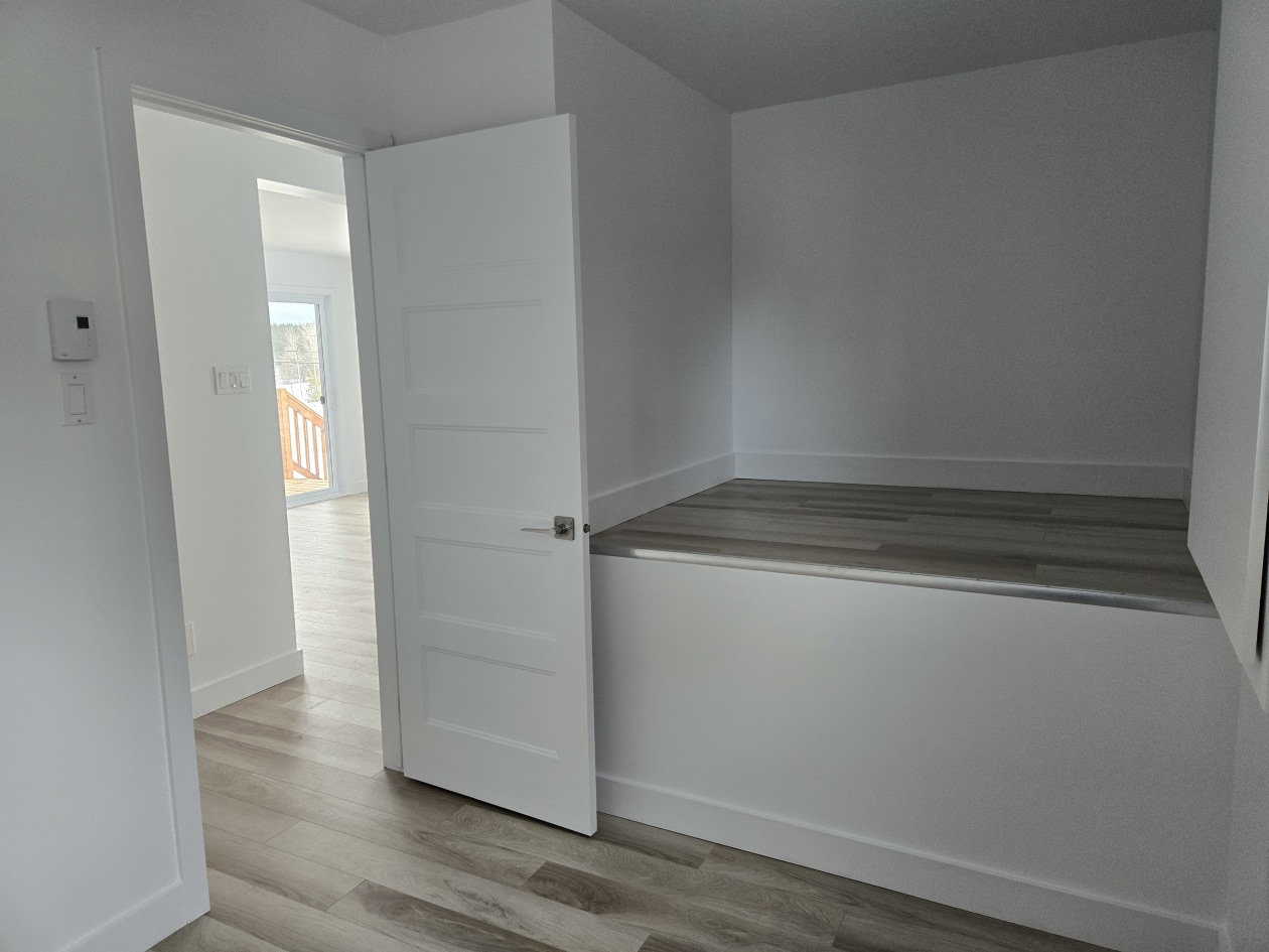 Chambre à coucher — 1400 Boul Des Ruisseaux, Mont-Laurier, J9L 0H6, Mont-Laurier