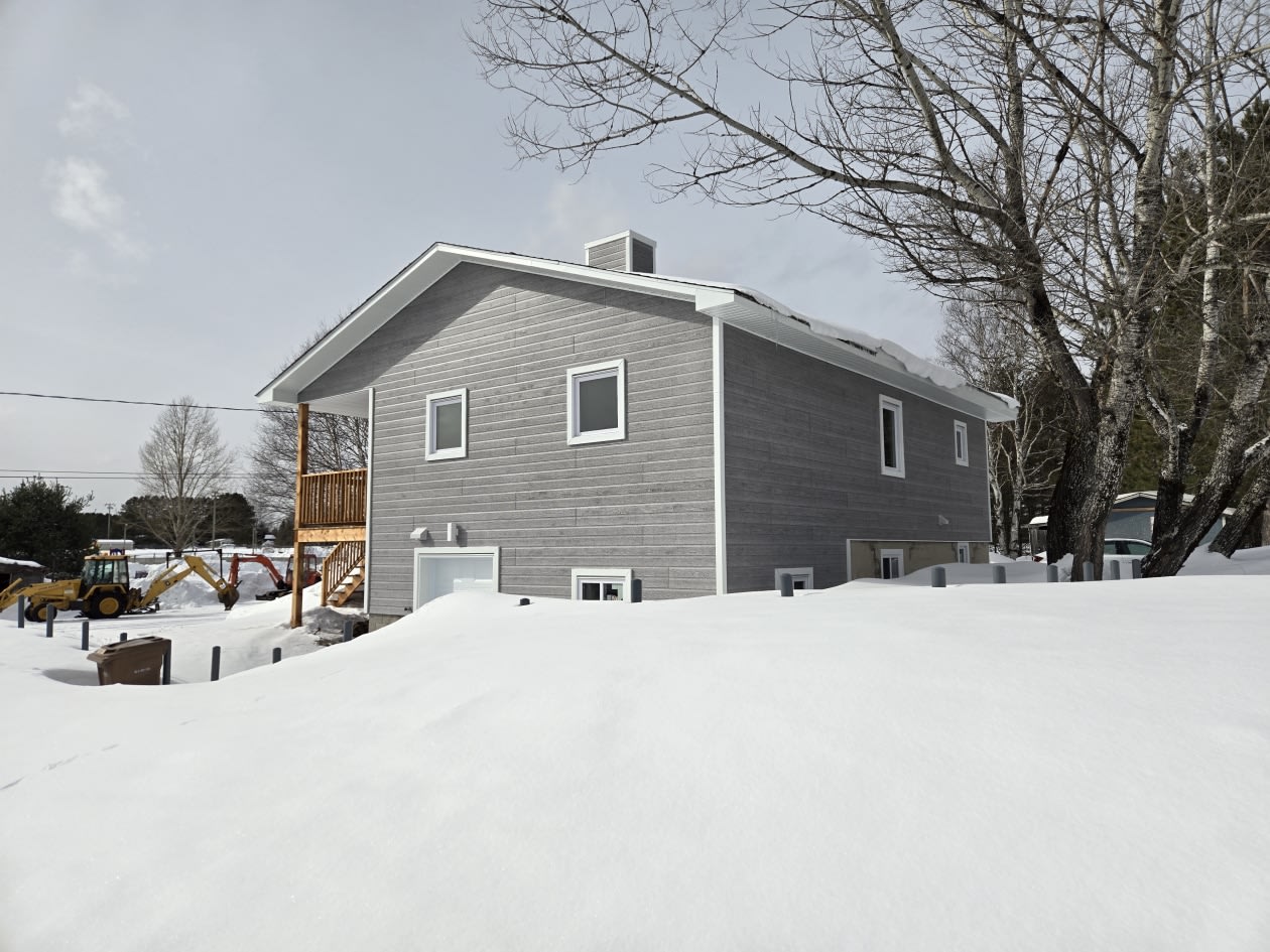 Vue d'ensemble — 1400 Boul Des Ruisseaux, Mont-Laurier, J9L 0H6, Mont-Laurier