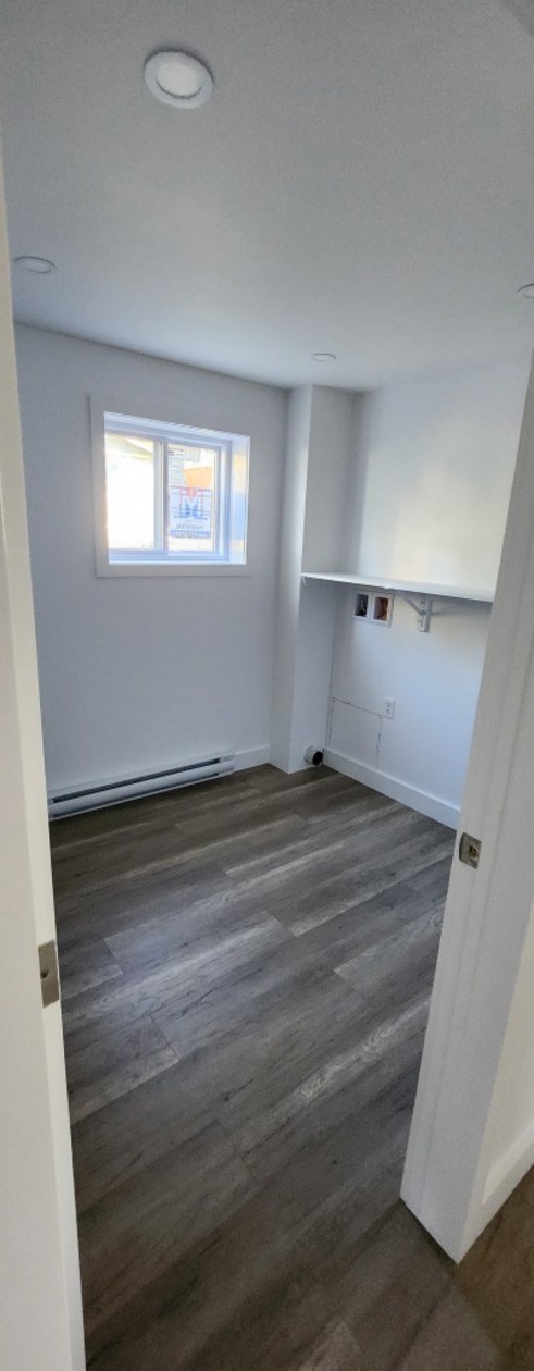 Salle de lavage — 1400 Boul Des Ruisseaux, Mont-Laurier, J9L 0H6, Mont-Laurier