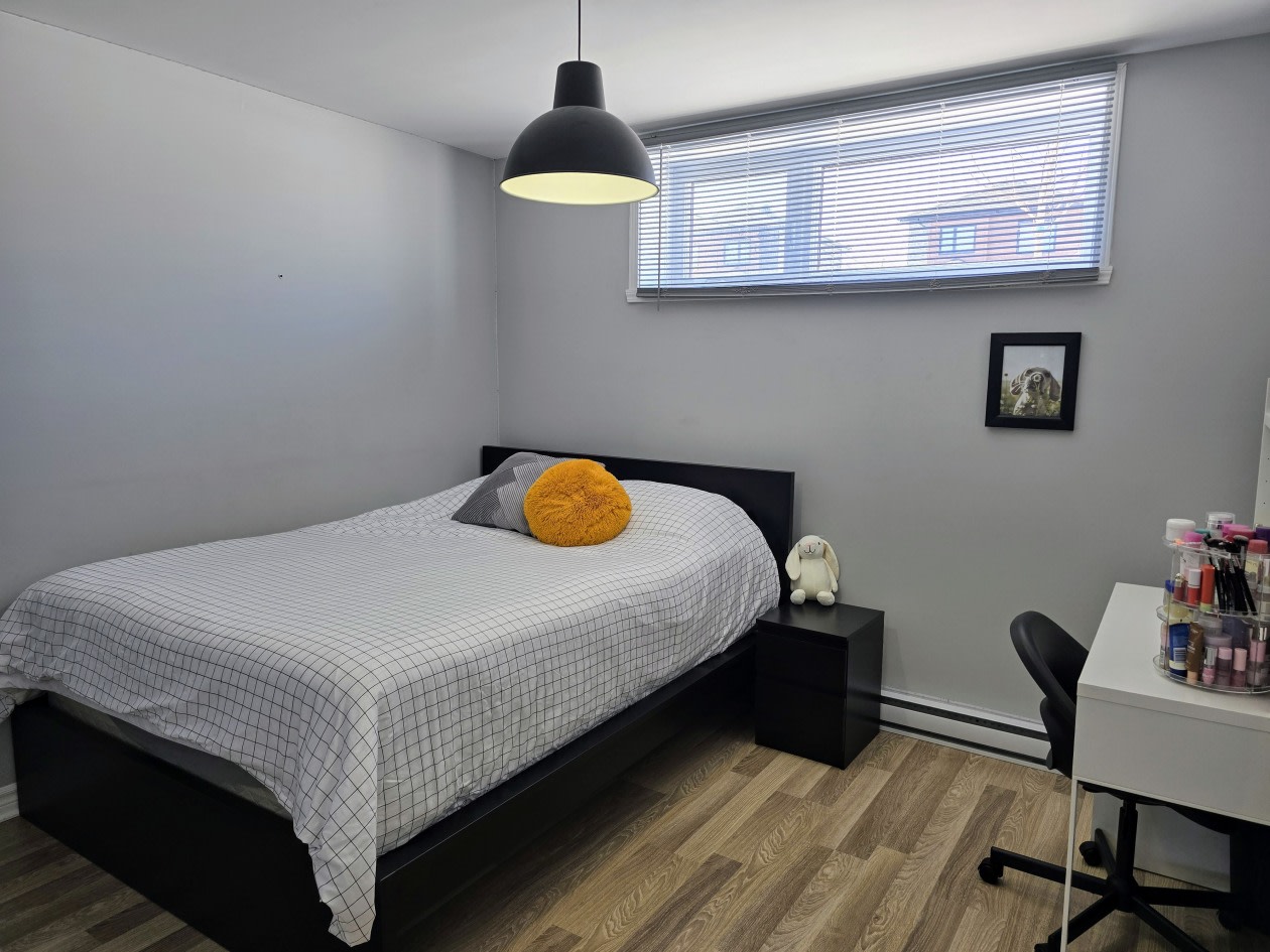 Chambre à coucher — 892 Av De La Traversée, Salaberry-de-Valleyfield, J6S 0N4, Salaberry-de-Valleyfield