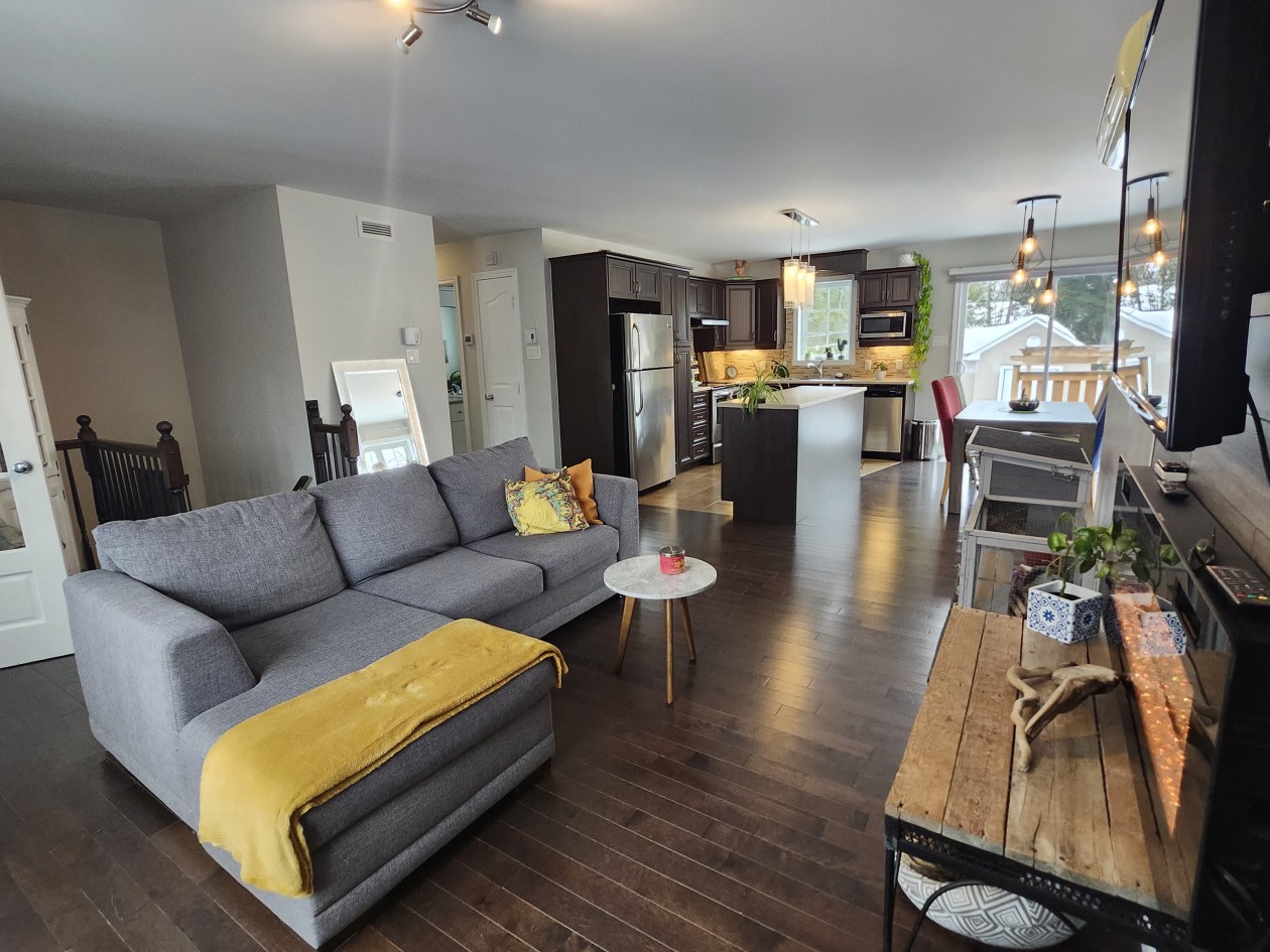 1389 Rue du Hameau