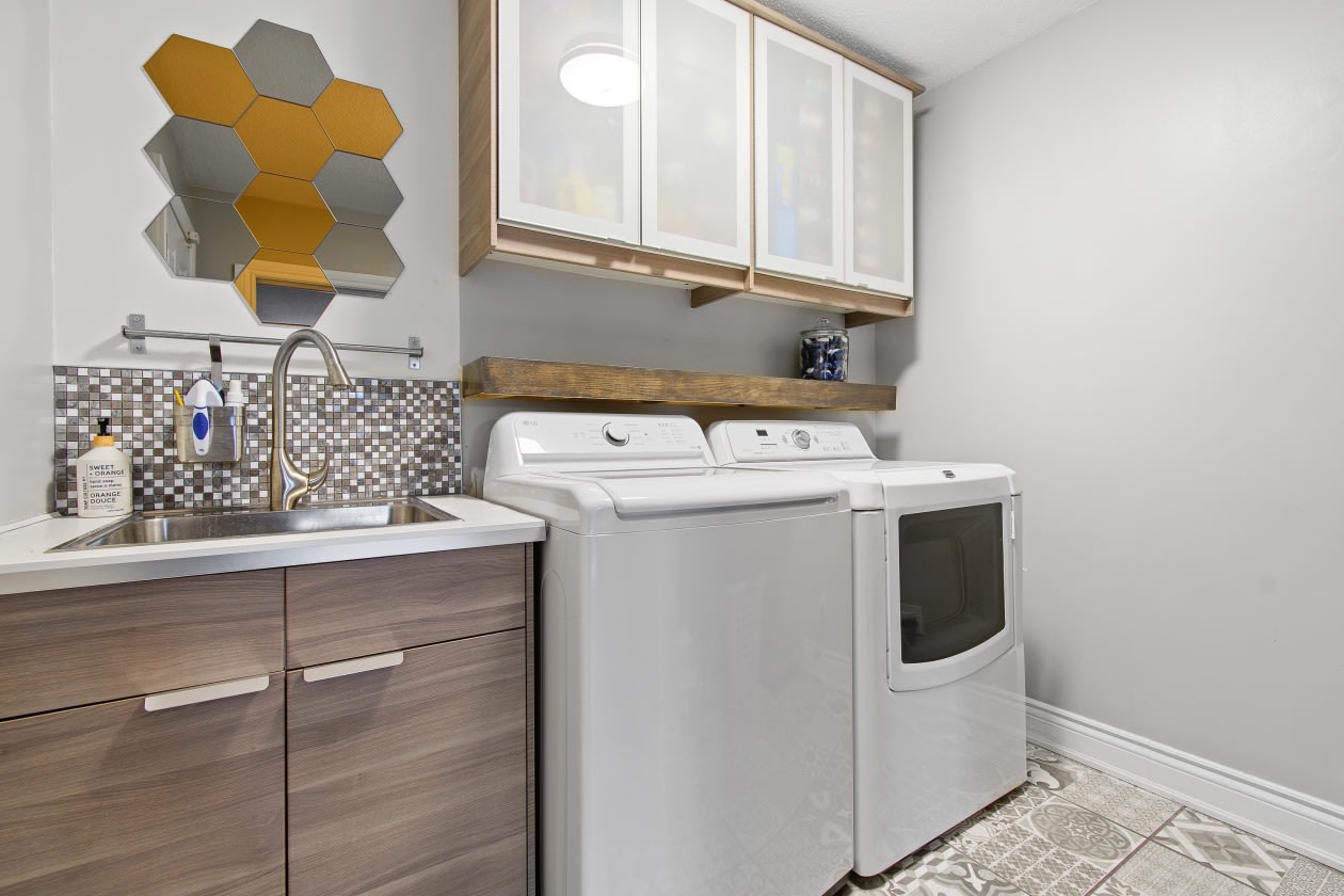 Salle de lavage — 77 Rue Félix-Leclerc, Gatineau, J9H 6Y2, Gatineau