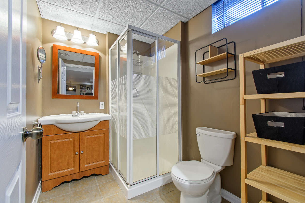 Salle de bains — 77 Rue Félix-Leclerc, Gatineau, J9H 6Y2, Gatineau