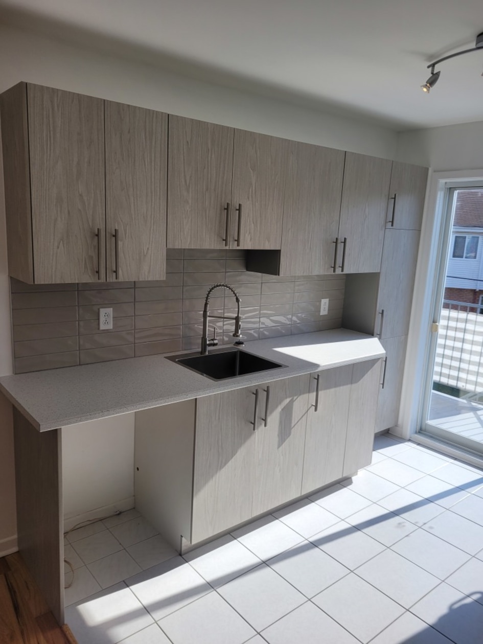 Photo 17 — 3138 Rue Des Opales, 3134-36-40, Saint-Hubert, J4T 3T3, Saint-Hubert