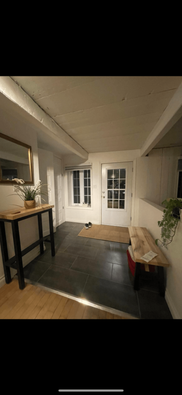 Hall d'entrée — 3903 Av Saint-Augustin, Lévis, G6Z 8J4, Lévis