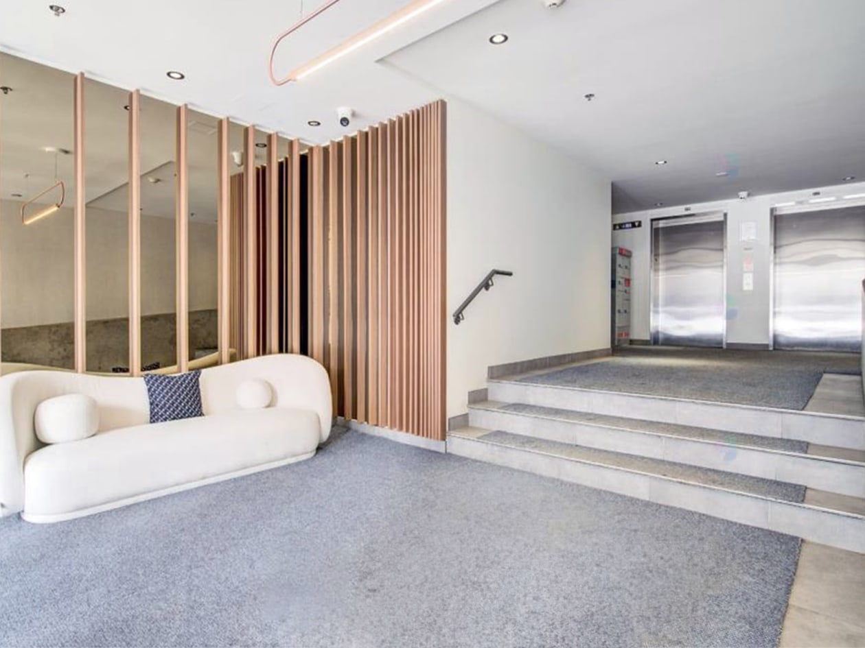 Hall d'entrée — 225 Rue De La Montagne, 715, Montréal, H3C 2A6, Montréal