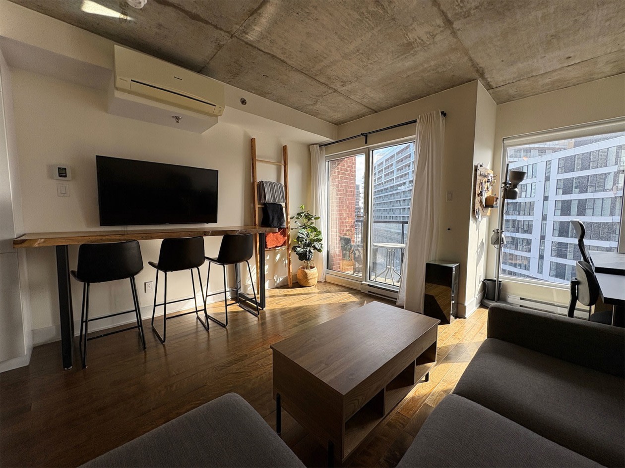 225 Rue De La Montagne — photo 2