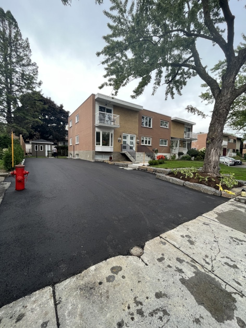 9107 Av. Christophe-Colomb — photo 1