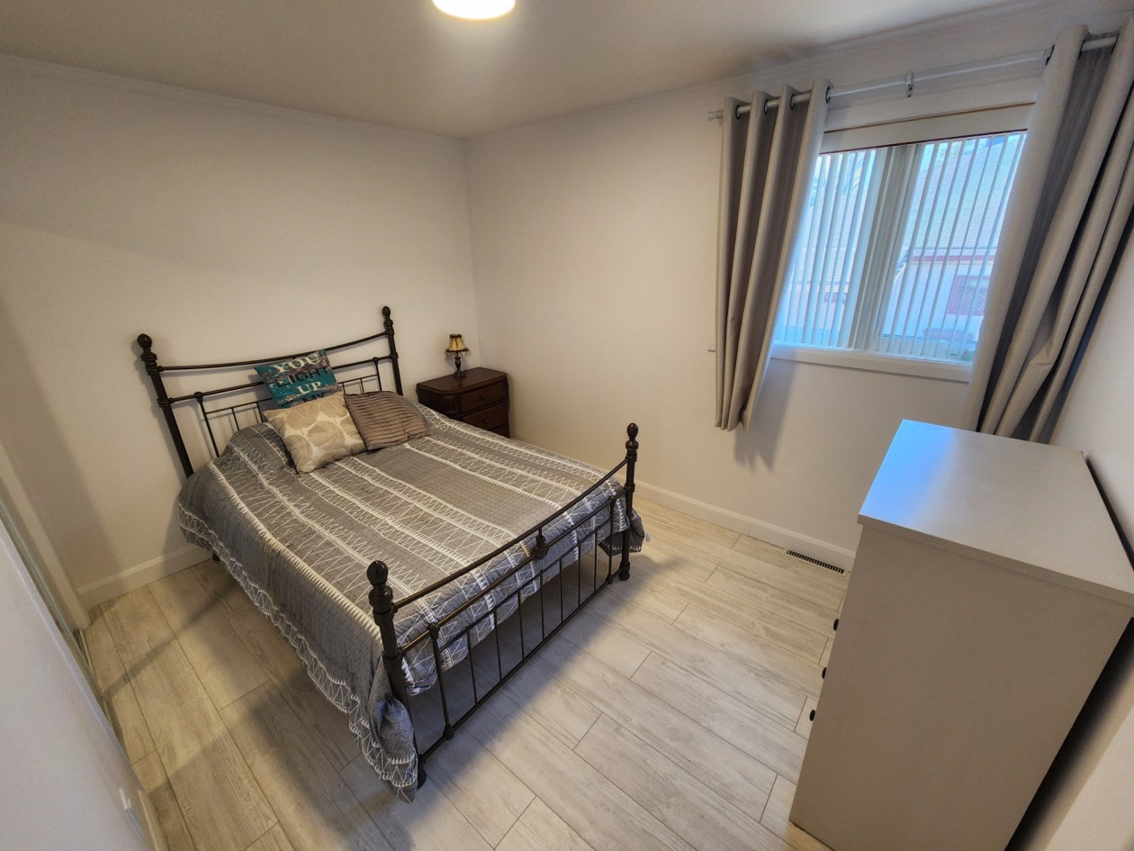 Chambre à coucher — 795 Rue Chabanel, Chicoutimi, G7H 3T3, Chicoutimi