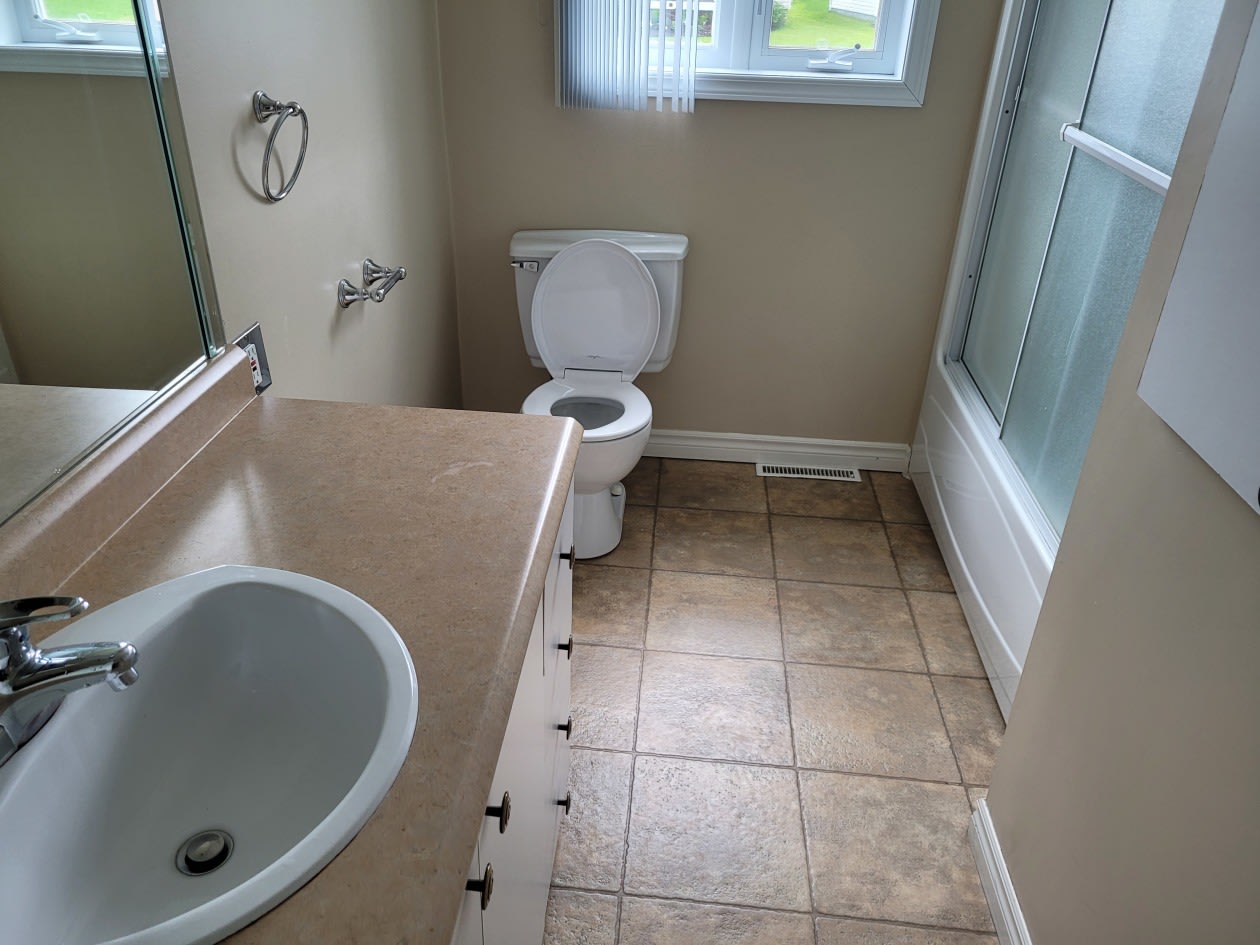 Photo 11 — 1245 Rue Saint-Cyrille, Thetford Mines, G6G 3S2, Thetford Mines