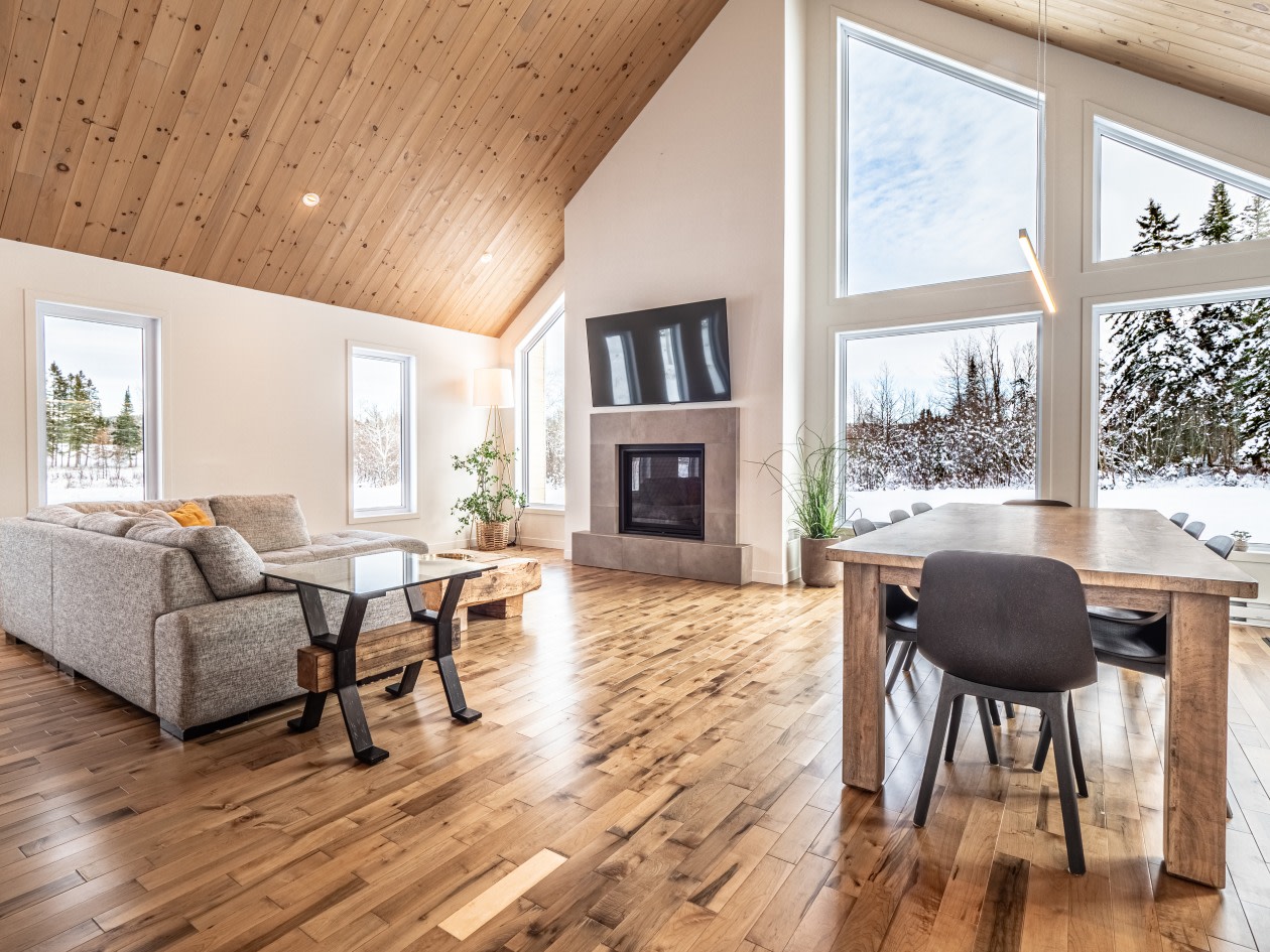 Salon — 5 Chemin Beauséjour, Lac-Etchemin, G0R 1S0, Lac-Etchemin
