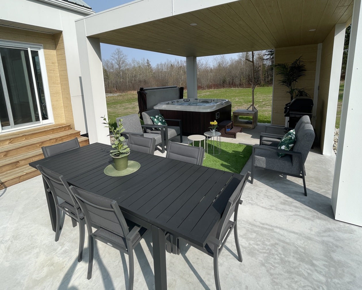 Spa — 5 Chemin Beauséjour, Lac-Etchemin, G0R 1S0, Lac-Etchemin