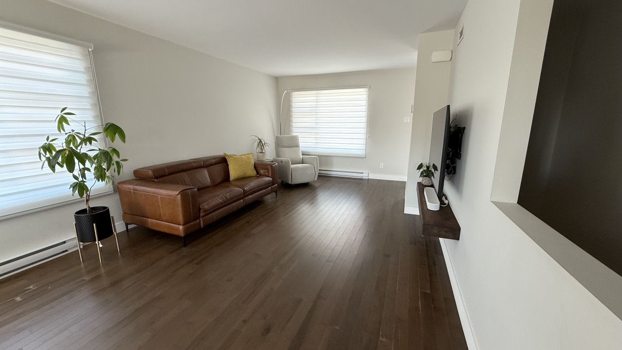 Salle familiale — 522 Av. Des Dalles, Shawinigan, G9P 0G9, Shawinigan