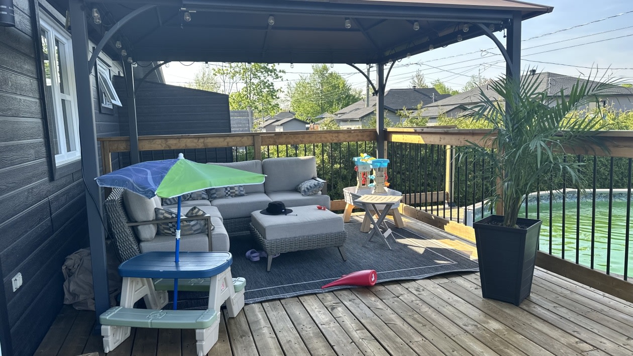 Terrasse — 522 Av. Des Dalles, Shawinigan, G9P 0G9, Shawinigan
