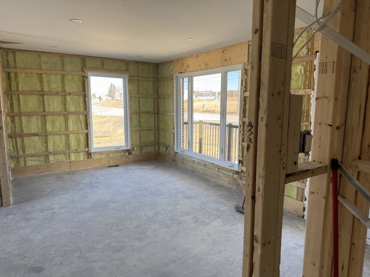 Salon — 330 Rte 108, Lambton, G0M 1H0, Lambton