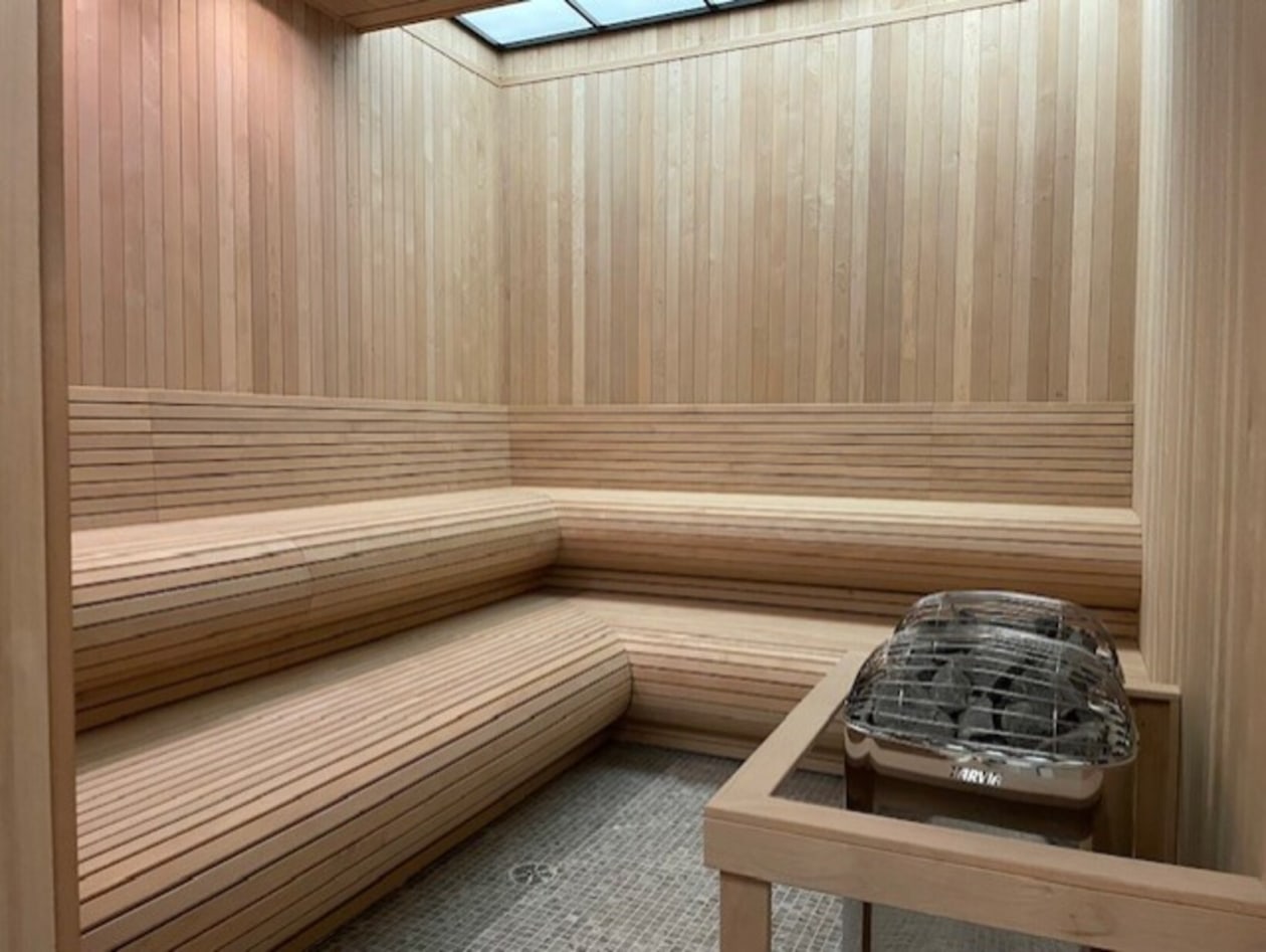 Sauna — 2060 Rue Peel, 1906, Montréal, H3A 0J1, Montréal