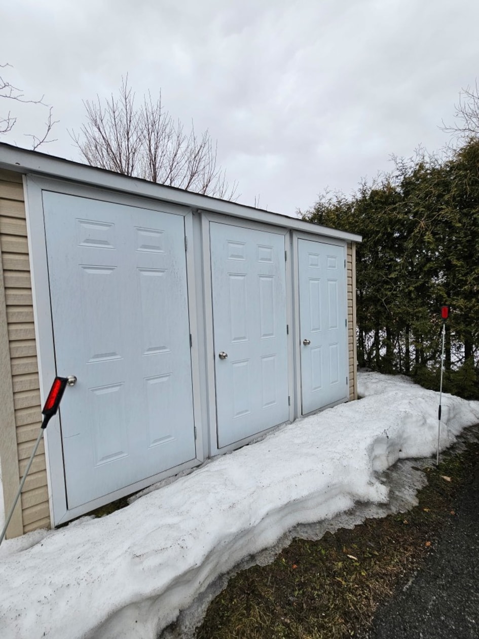 Rangement — 7904 Boul. Lévesque E., Laval, H7A 1T7, Laval