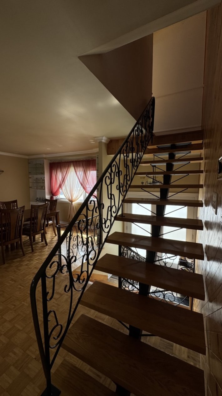 Escalier — 91 Rue Vanier, Repentigny, J6A 4Y4, Repentigny