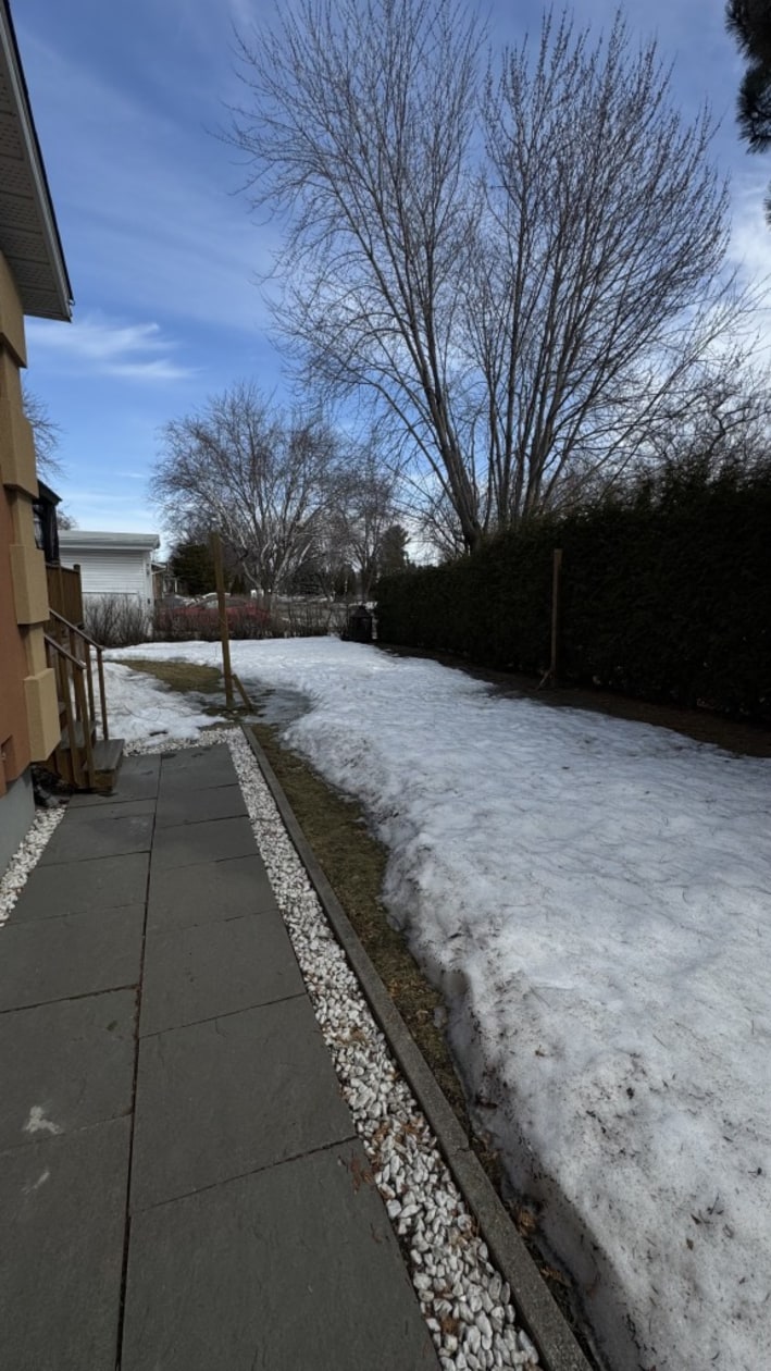 Cour — 91 Rue Vanier, Repentigny, J6A 4Y4, Repentigny