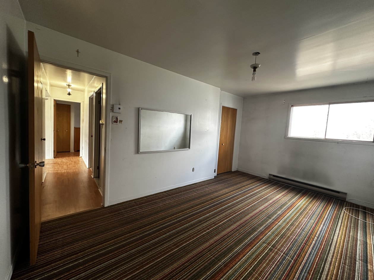 Chambre à coucher — 250 Av. Sainte-Marie, Louiseville, J5V 1E9, Louiseville