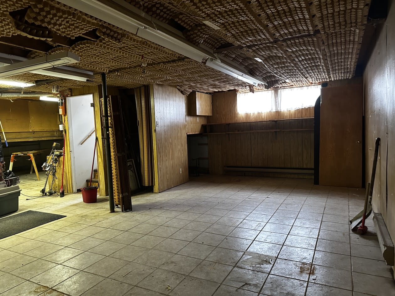 Sous-sol — 250 Av. Sainte-Marie, Louiseville, J5V 1E9, Louiseville