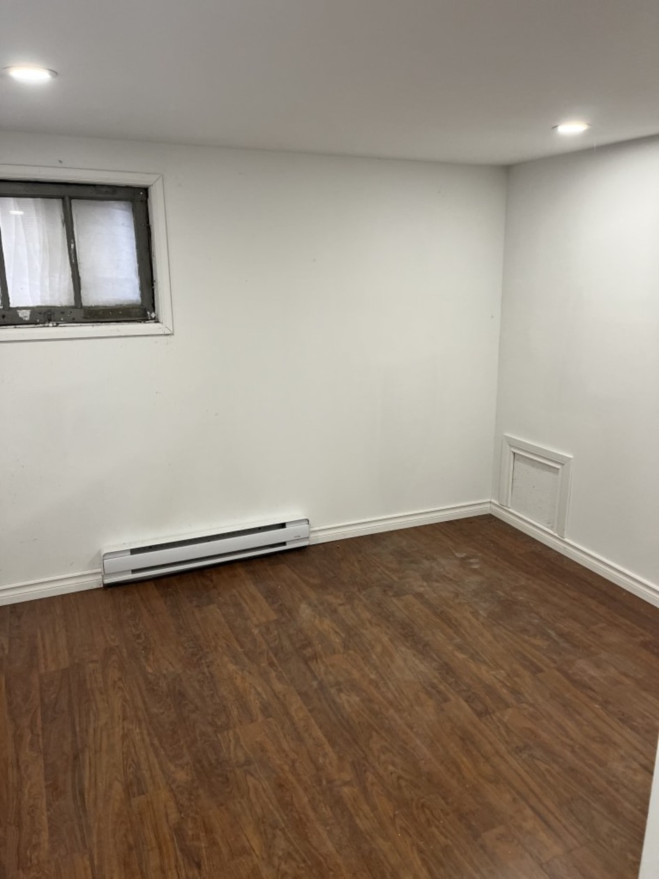 Photo 10 — 545 rue Décarie , St-Laurent , H4L 3L1, St-Laurent 