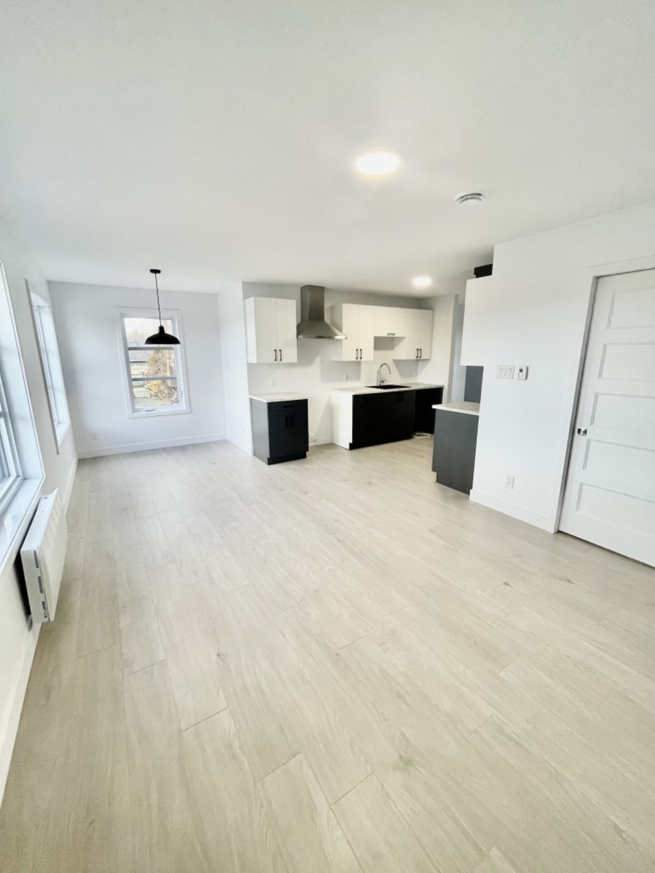 Photo 4 — 1535 Rue Belvédère S., 1, Sherbrooke, J1H 4E4, Sherbrooke